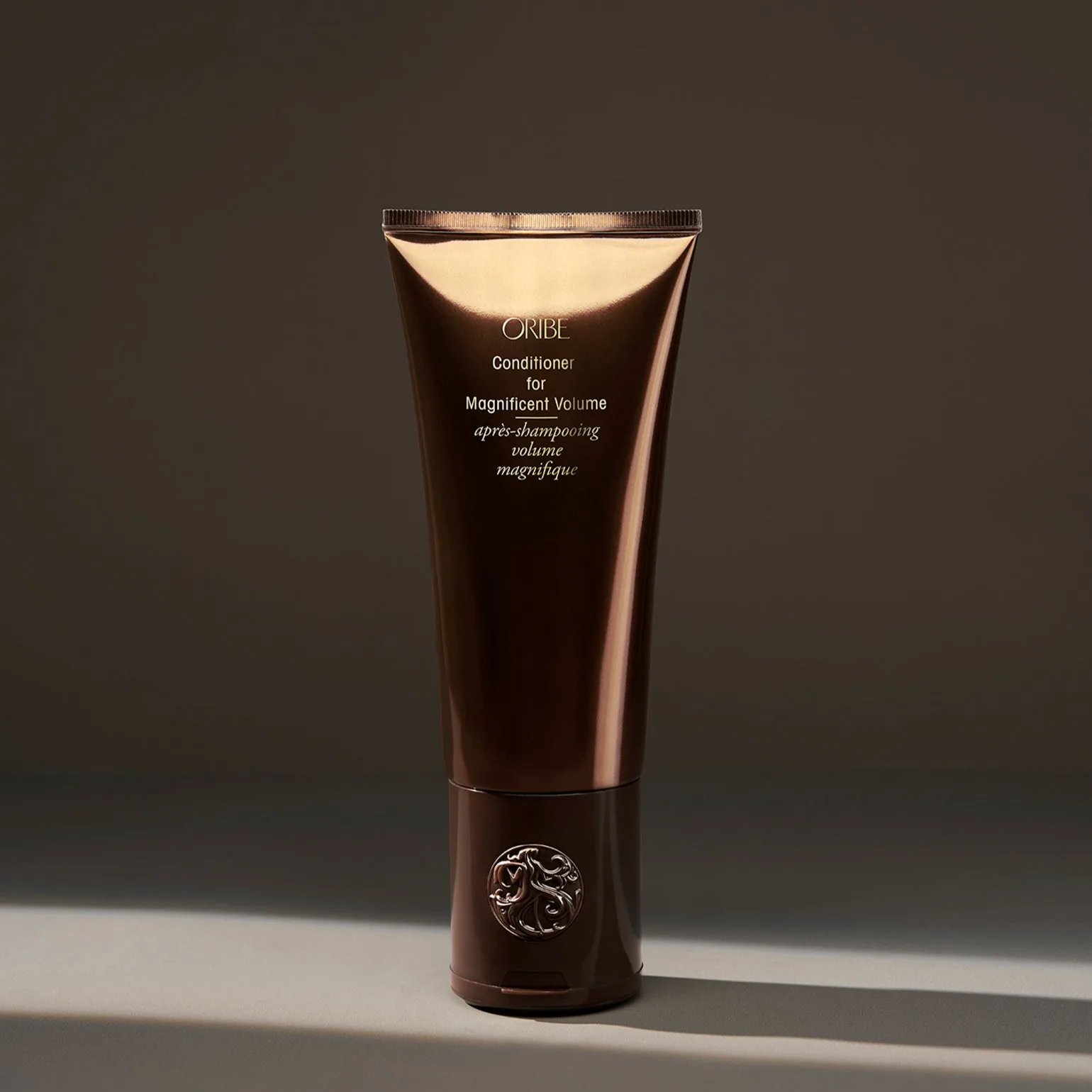 How to Use Oribe Curl Control Silkening Crème for Defined, Frizz-Free Curls