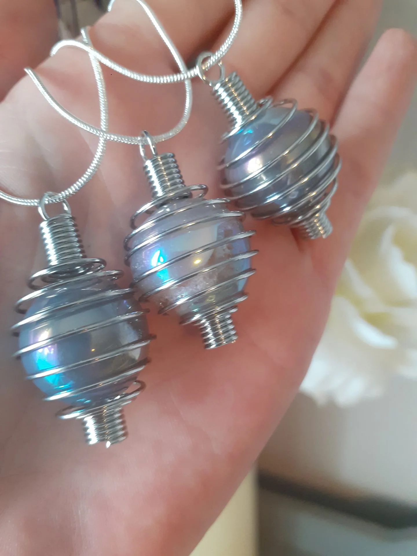 Druzy-Achat-Aura-Kugelkäfig-Anhänger