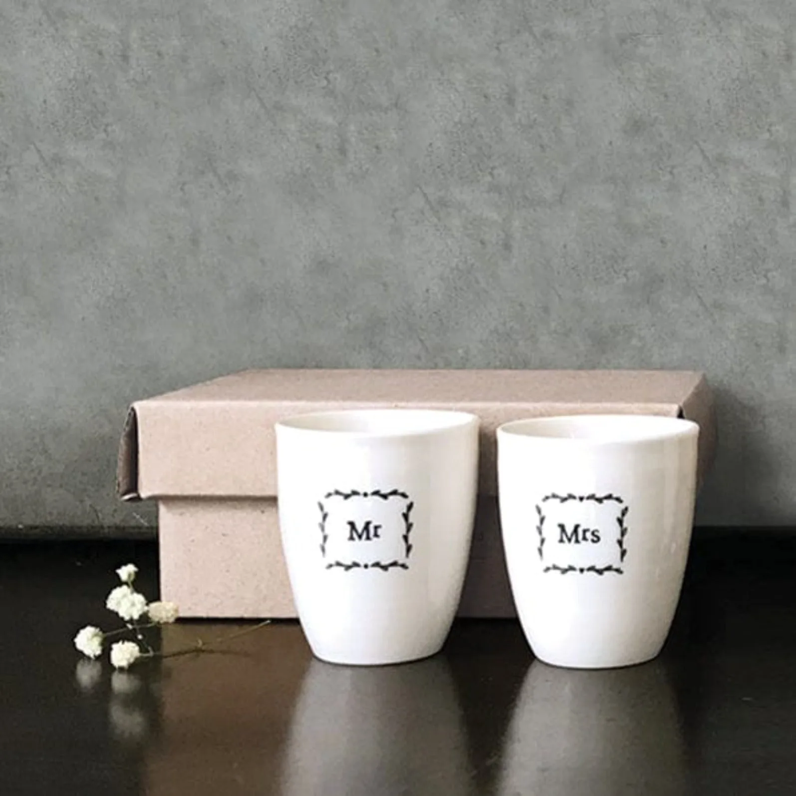Come usare un set di portauova Mr & Mrs per una colazione romantica