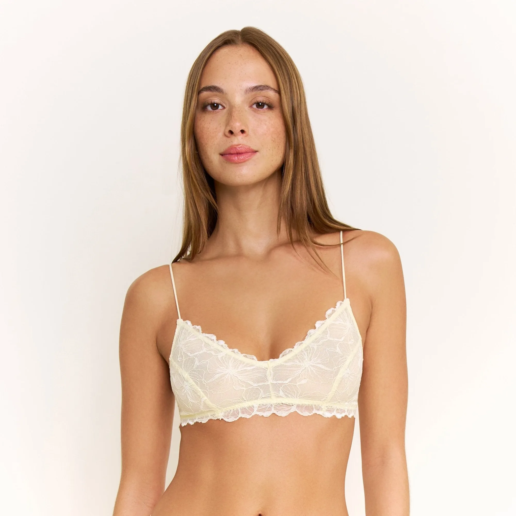 Jessa Bralette de Encaje en Rays