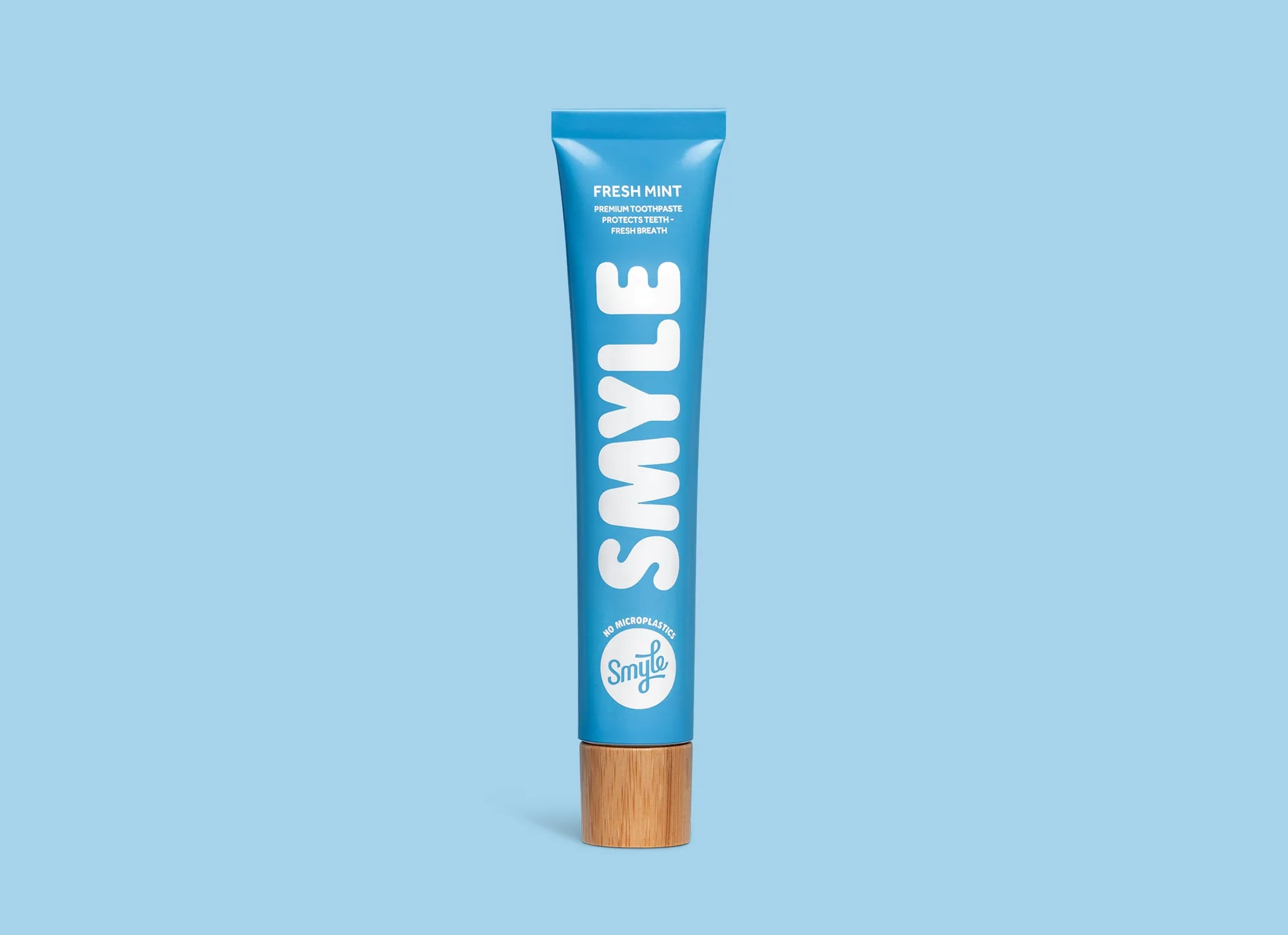 Bamboo Toothbrush vs Plastic: Which Is Better for Your Smile and the Planet?
