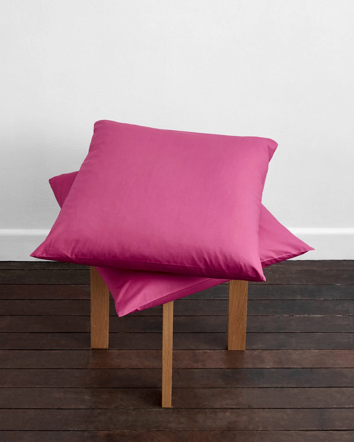 Linen vs Cotton Bedding: The Ultimate Guide to Choosing Your Perfect Sheets