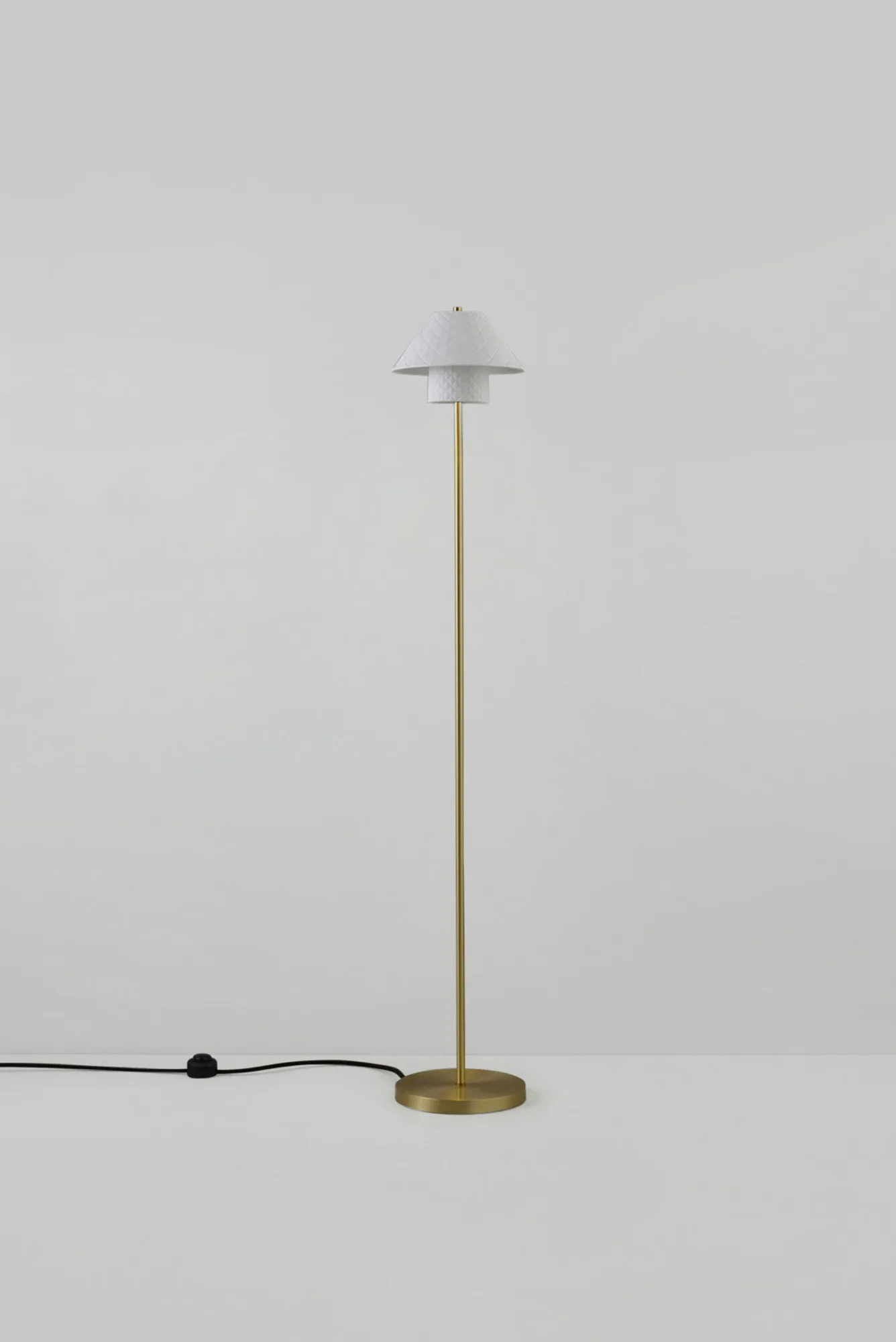 Oxford Double Floor Light Review: Timeless British Design for Living Room Ambiance