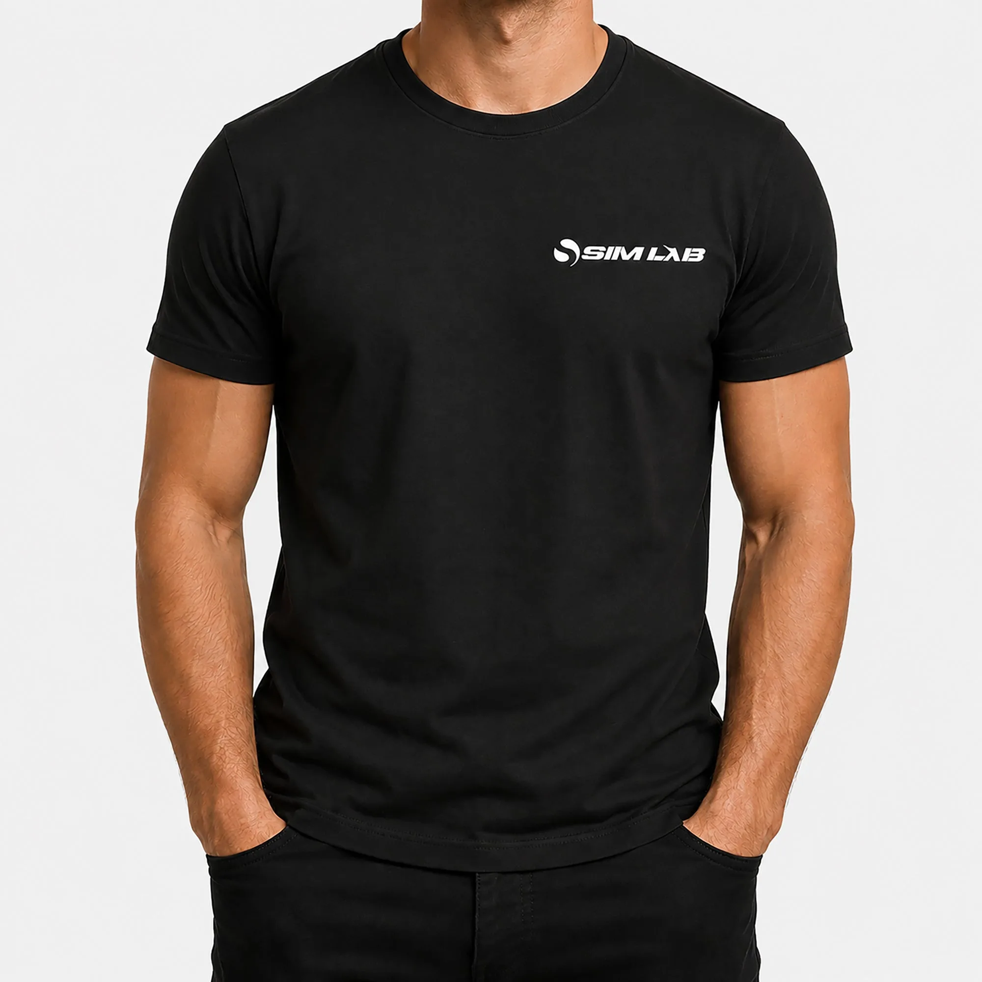 Sim-Lab Tee: Guía de tallas, cuidado de la tela y ajuste