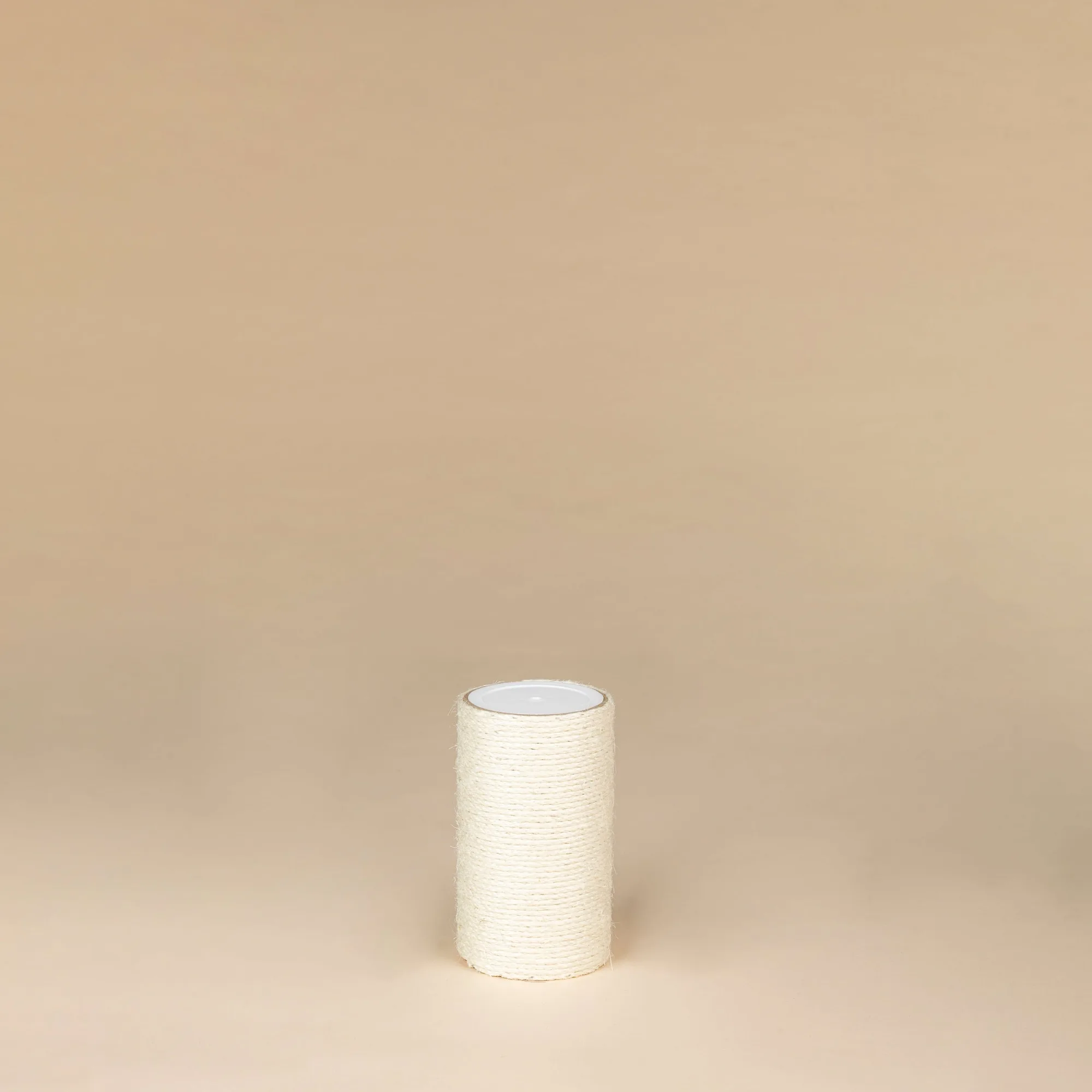 Sisal Pole 10 inch x 6 inchØ - M8 (Beige)