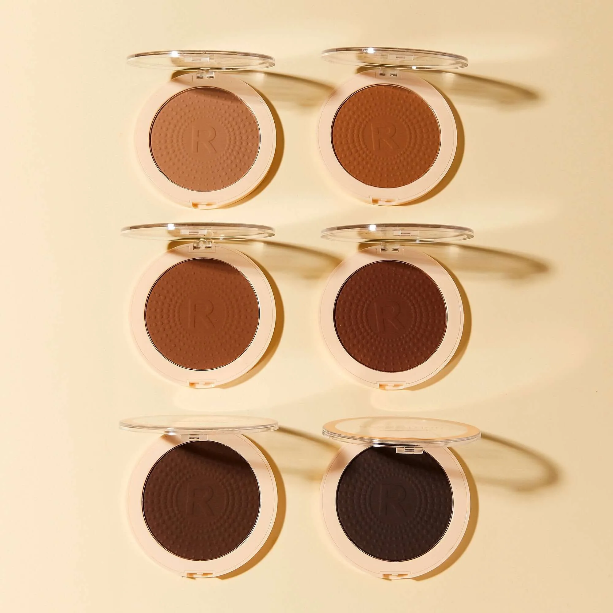 How to Apply a Blush and Highlighter Quad for a Natural Glow