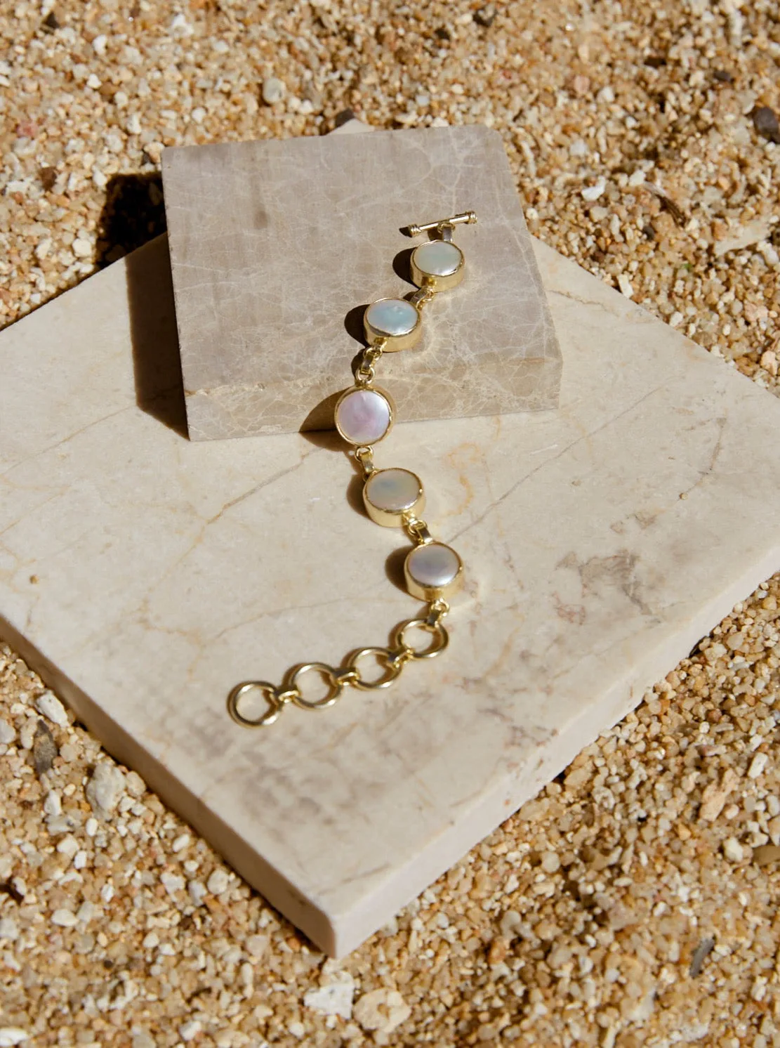 Come scegliere un bracciale per il giorno del tuo matrimonio