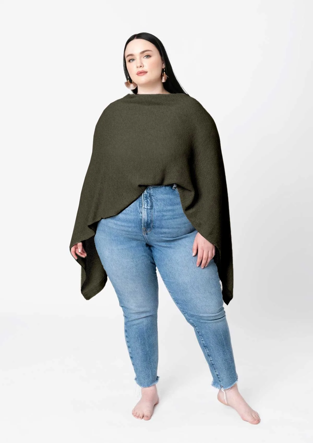 Olive Cocoon+ vs Ivory Cocoon: Hvilken sjal farve passer til dig?