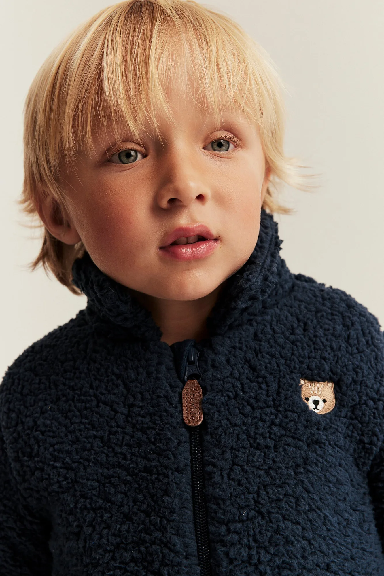 Kids blue pile jacket with bear embroidery