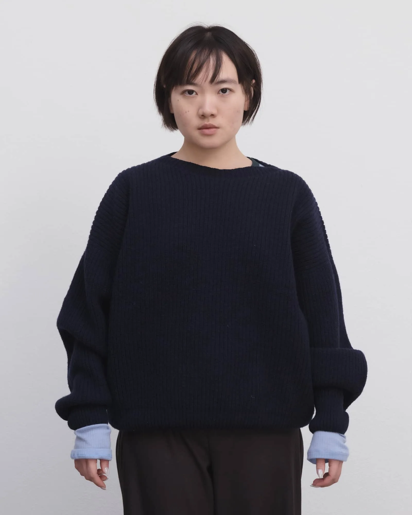 메아 스웨터