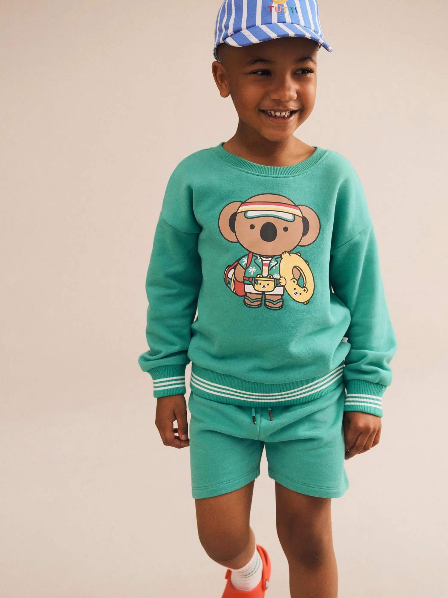 How to Layer a Hoodie for Toddlers in Cool Weather