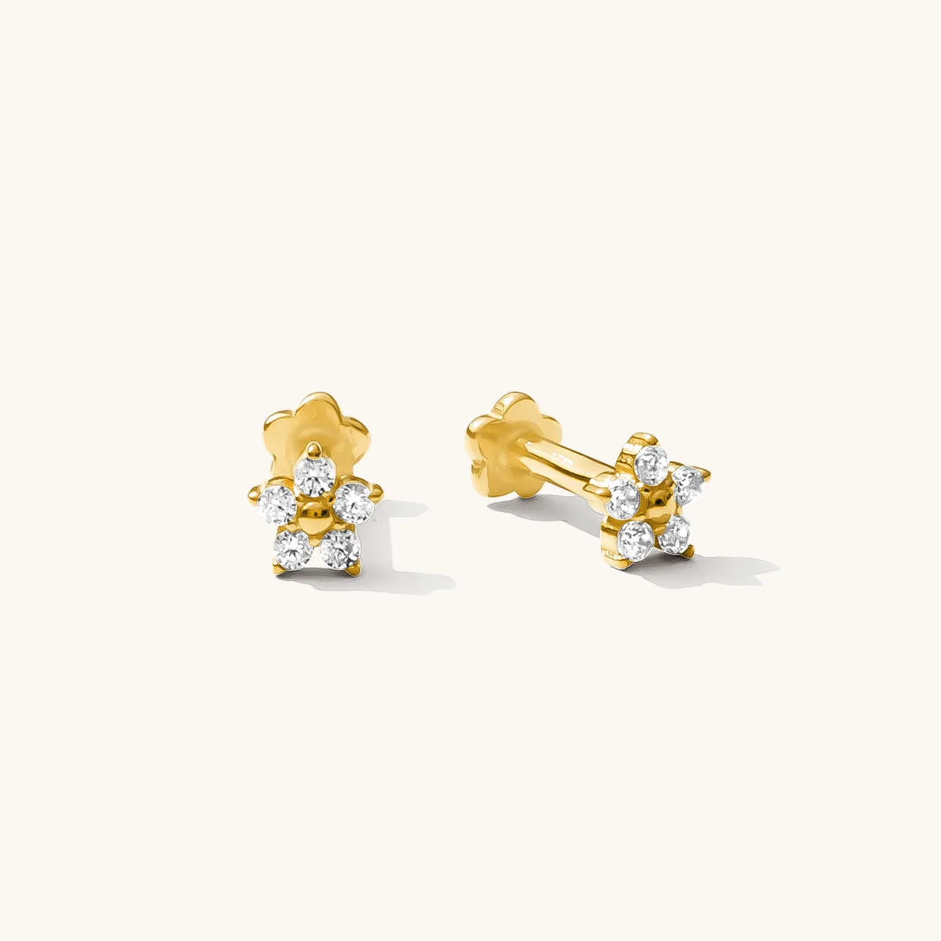 Why Are My Gold Earrings Irritating My Ears? Causes and Solutions