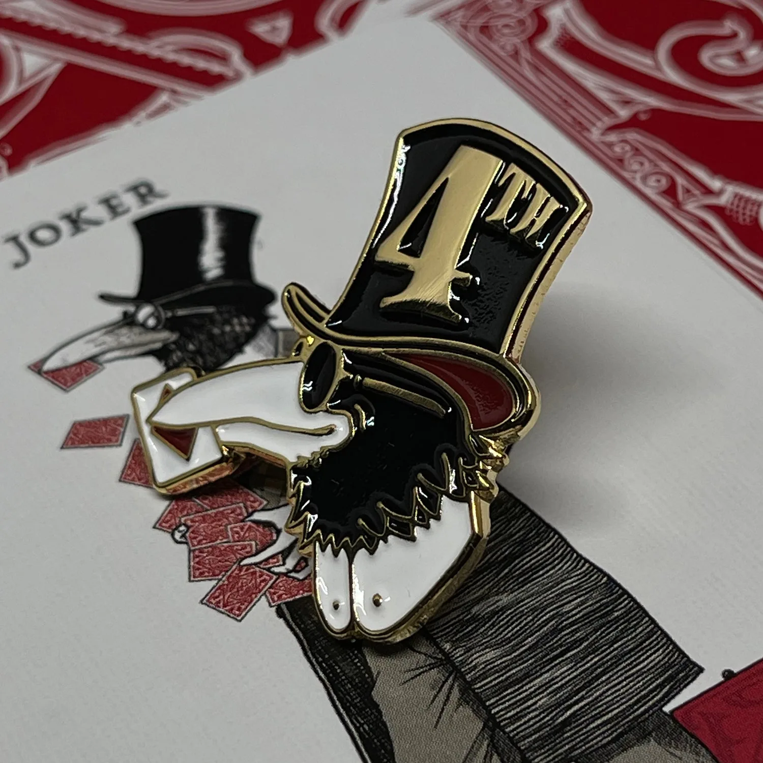 RAVN IIII Sir Ravn the 4th smaltovaný pin