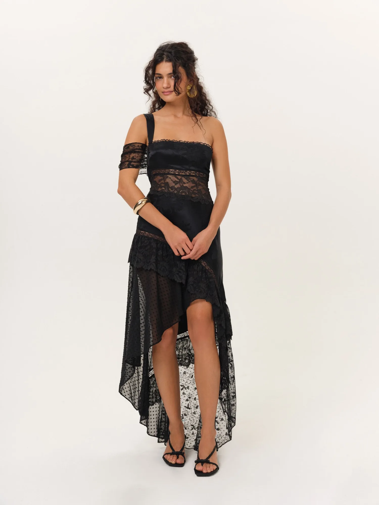 How to Choose a Statement Dress for Evening Events