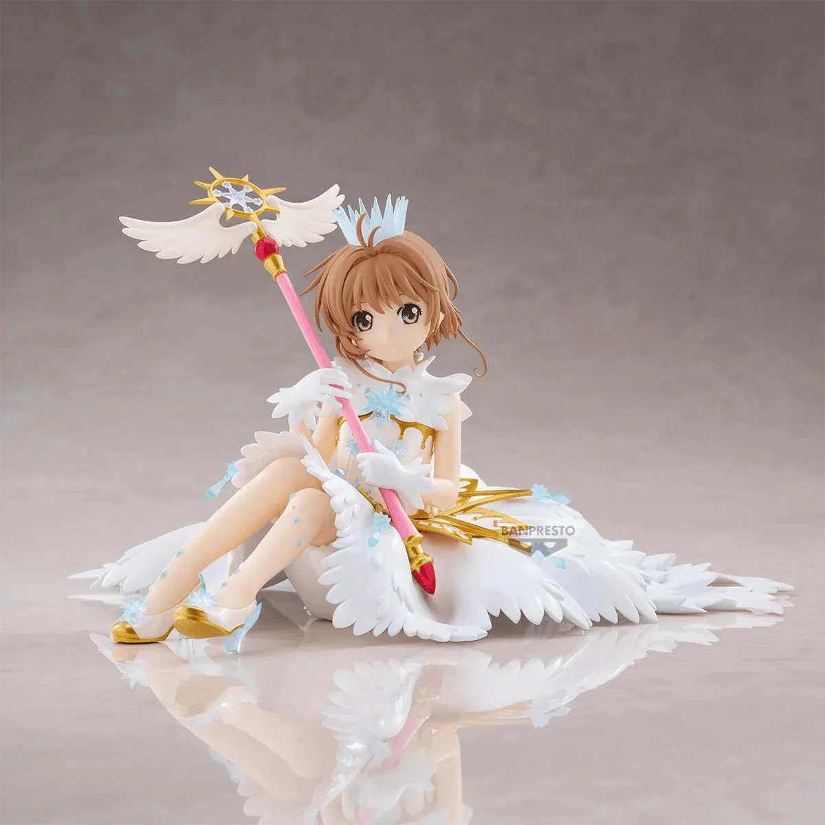 Recenzja figurki Marin Kitagawa w zimowym mundurku GLITTER & GLAMOURS: Iskrzący dodatek do kolekcji