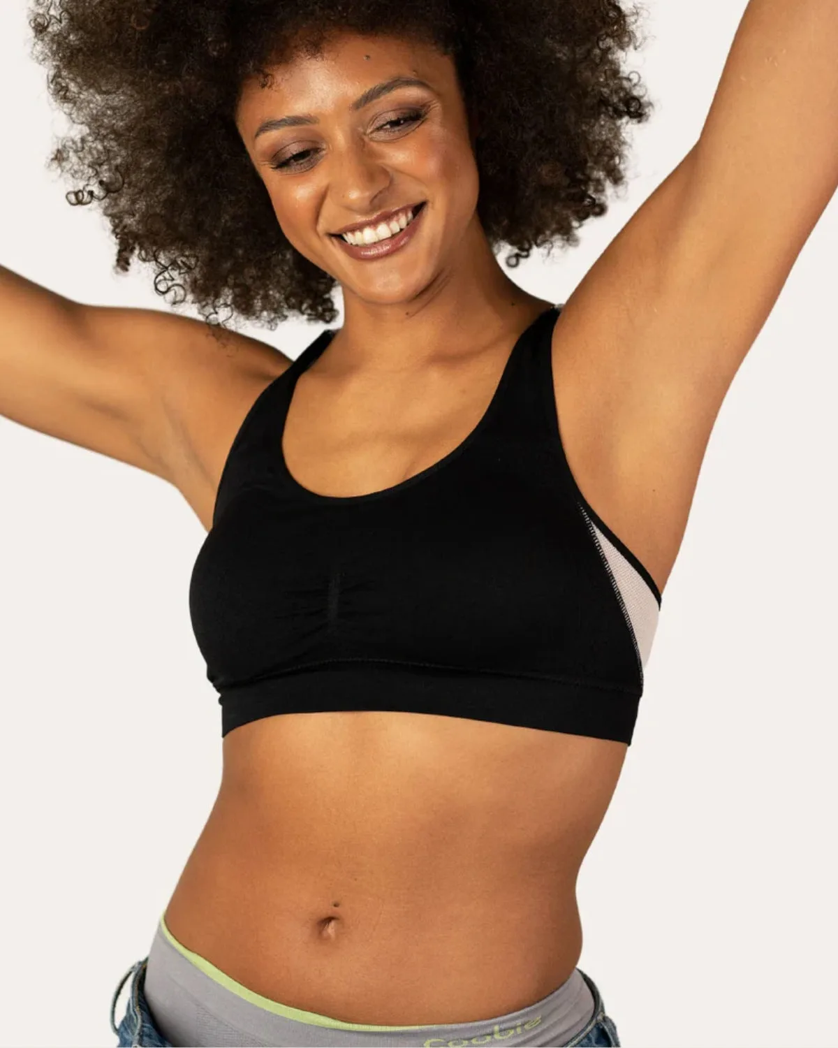 What to Look for in a Breathable Mesh Sports Bra for Yoga