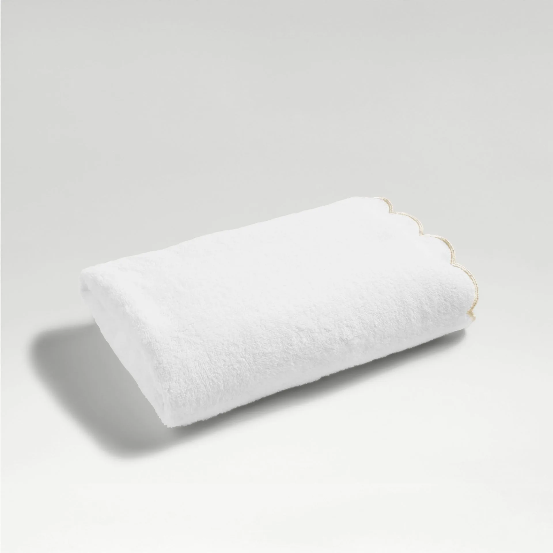 How to Create a Spa-Like Bathroom with Luxury Towels