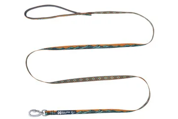 Trail Quest Leash Rachel Pohl Edition Review: Where Design Meets Function