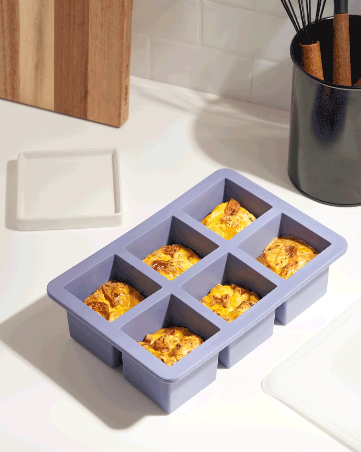 Sphere Ice Tray vs Extra Large Ice Cube Tray: Which Makes Better Cocktail Ice?