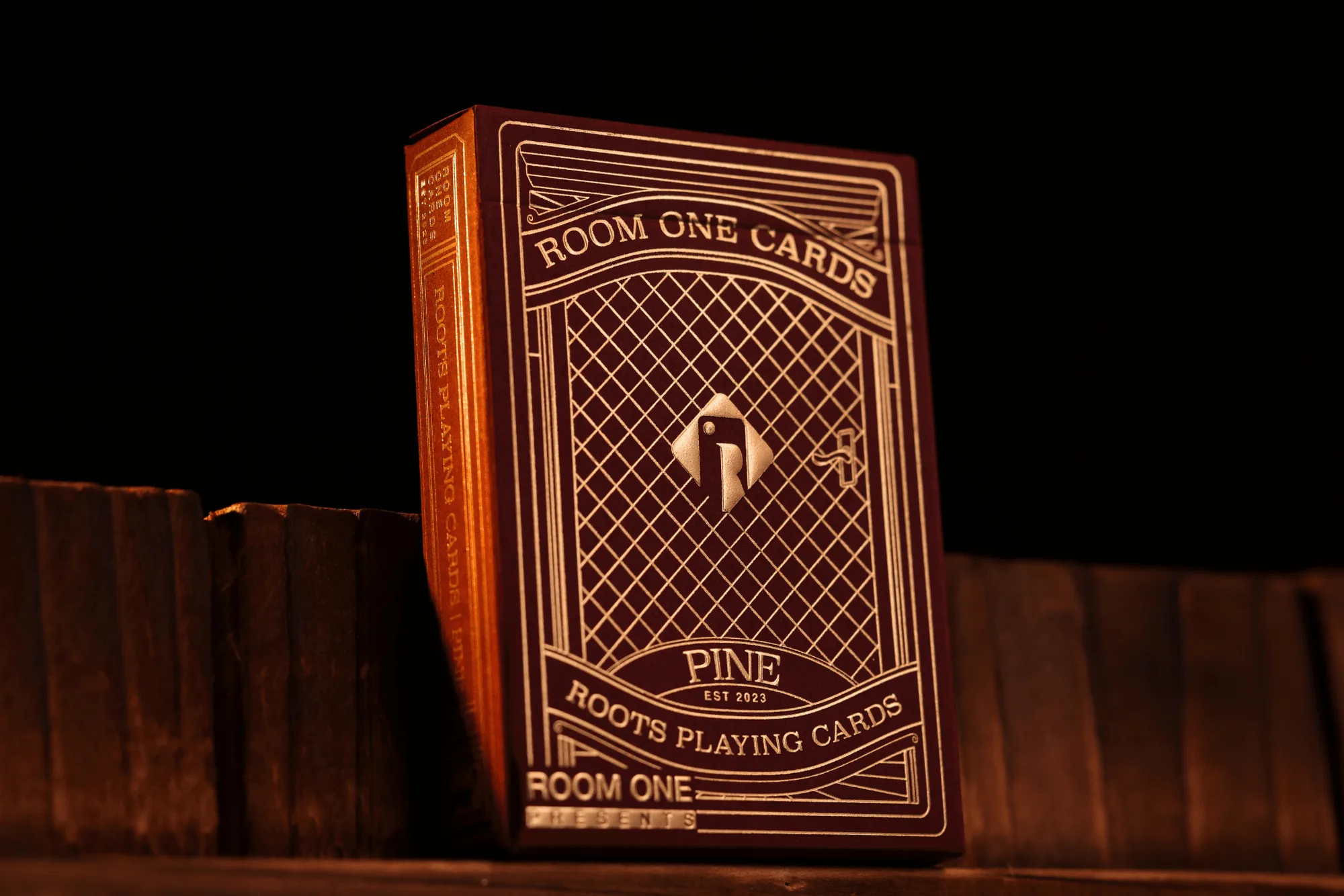 Red Roots Playing Cards: Teak vs Pine Edition Comparison