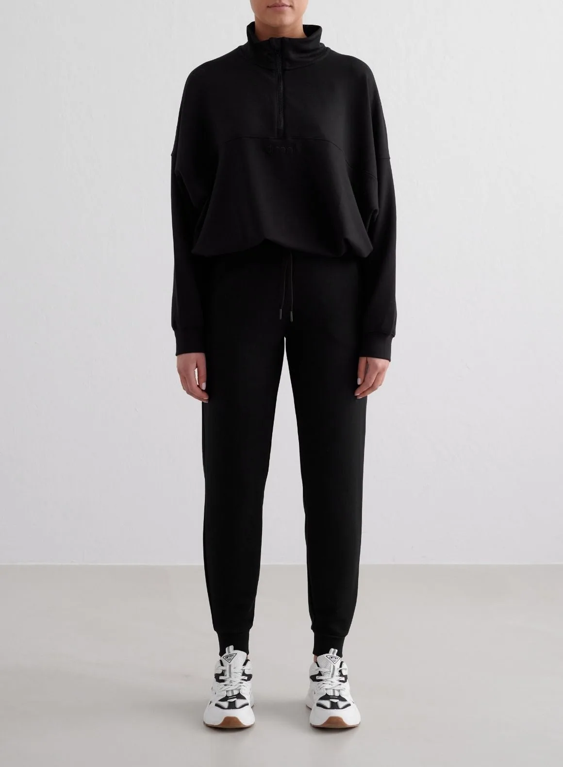Pantalón modal cómodo vs. jogger: ¿cuál elegir?