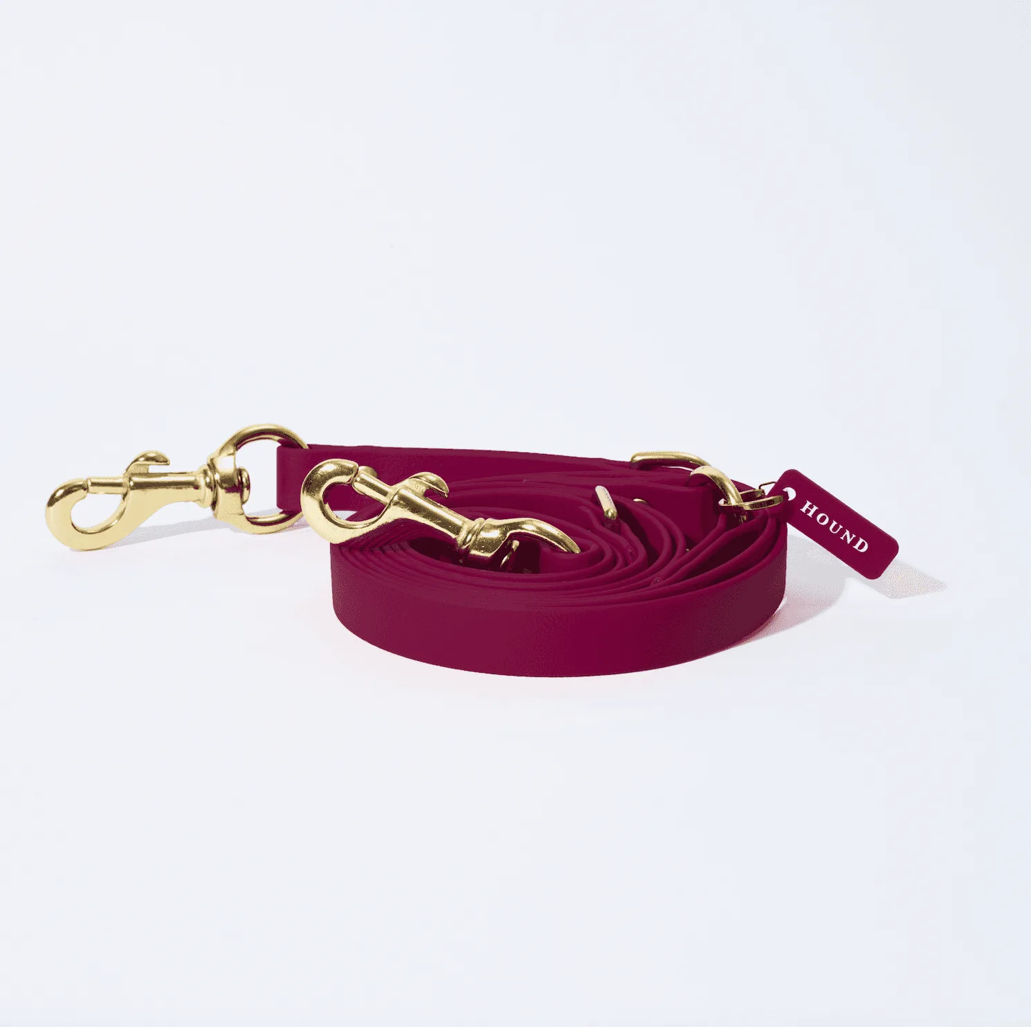 Jak seznámit svého psa s voděodolným crossbody vodítkem