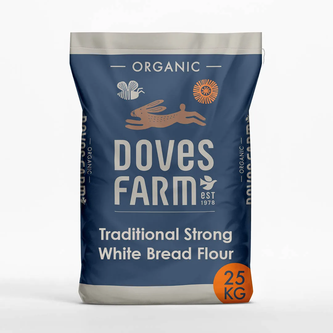Organic Plain White Flour vs Organic Stoneground Wholemeal Flour: Which Should You Choose?