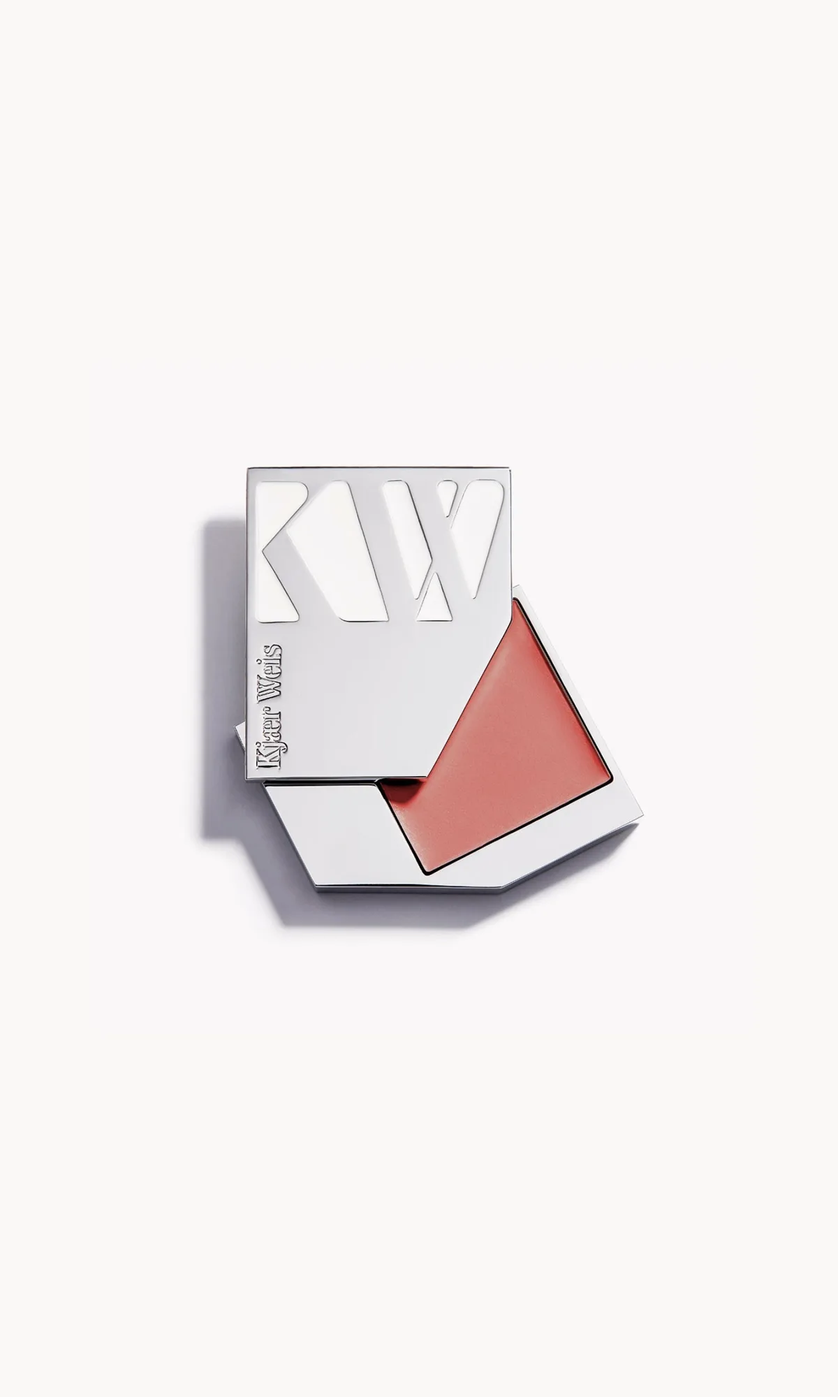 Kjaer Weis Invisible Touch Liquid Foundation: Full Review and Wear Test