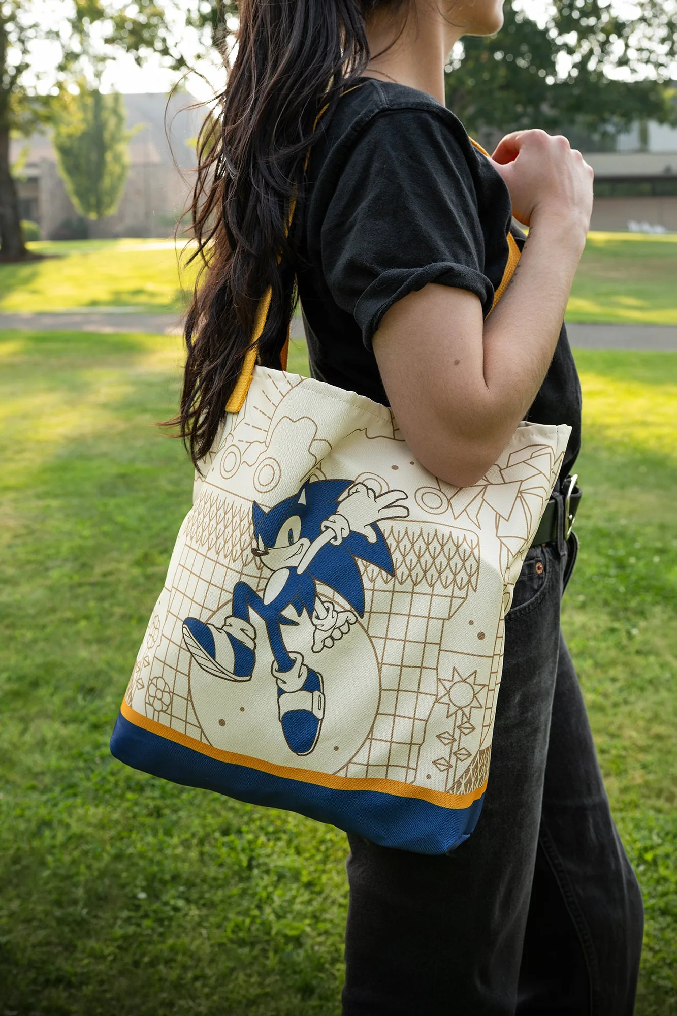 Sonic Tote Bags Compared: Favourite vs Green Hill University