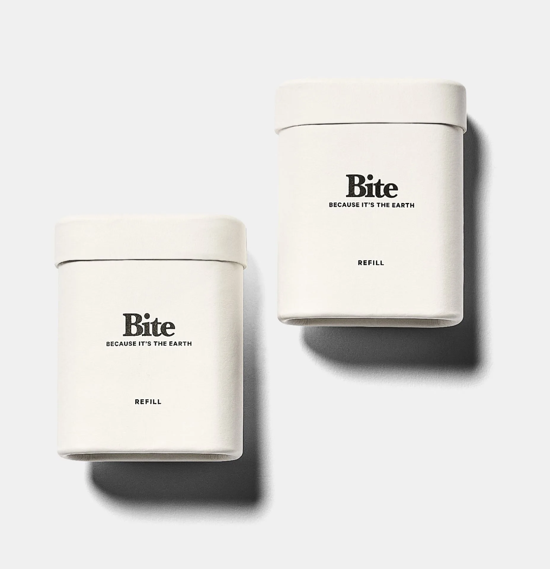 Refillable Deodorant vs Plastic Deodorant: Cost, Ingredients, and Environmental Impact Compared
