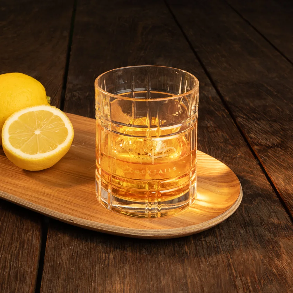 Negroni vs Manhat-tea: A Lower-Alcohol Cocktail Comparison for Balanced Sipping