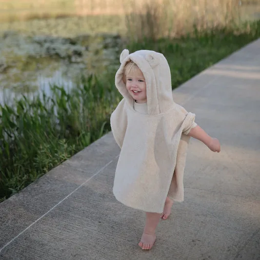The Complete Guide to Organic Baby Bibs: Materials, Absorbency, and Everyday Use