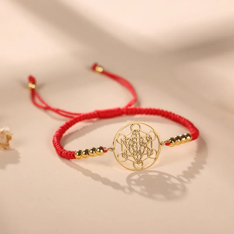 Metatrons kub vs vanlig röd tråd: vilket armband passar dig?