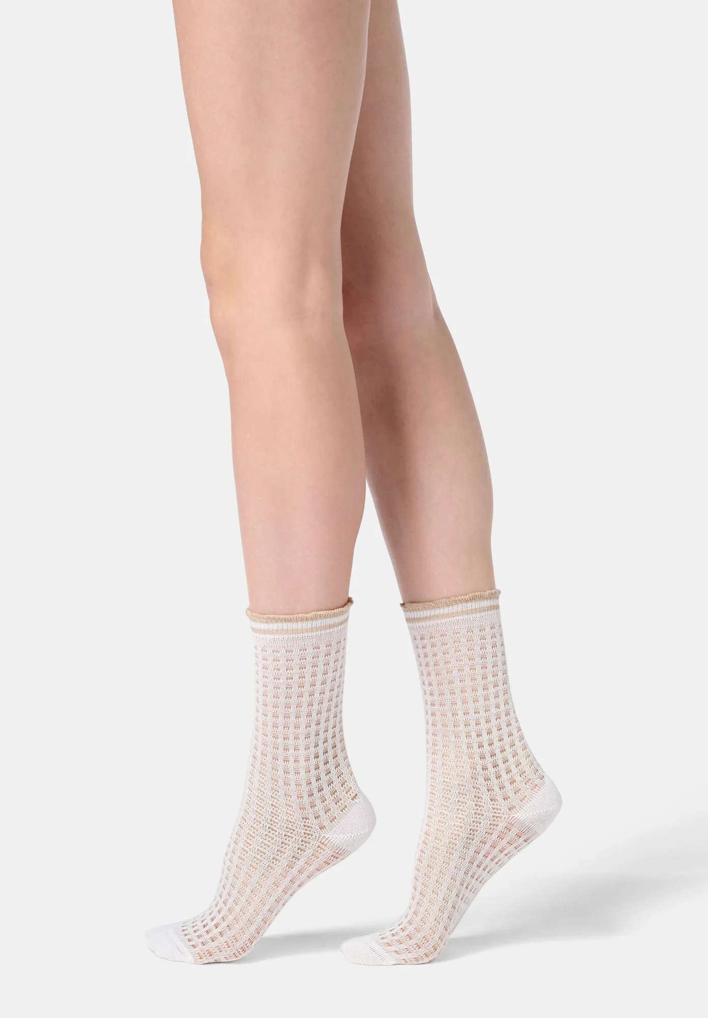 Short Openwork Cotton Mesh Socks - White