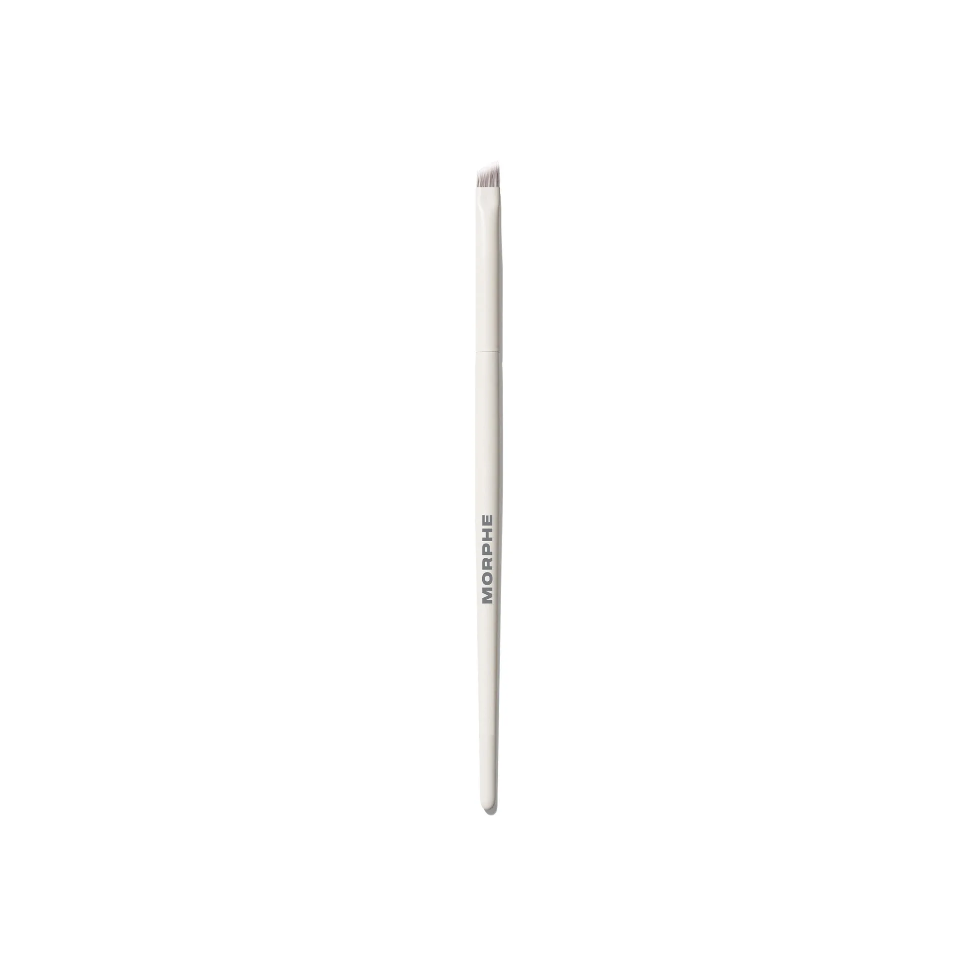 The Best Makeup Brushes for Applying Lip Oils and Glosses: A Precision Guide for Shiny Lips