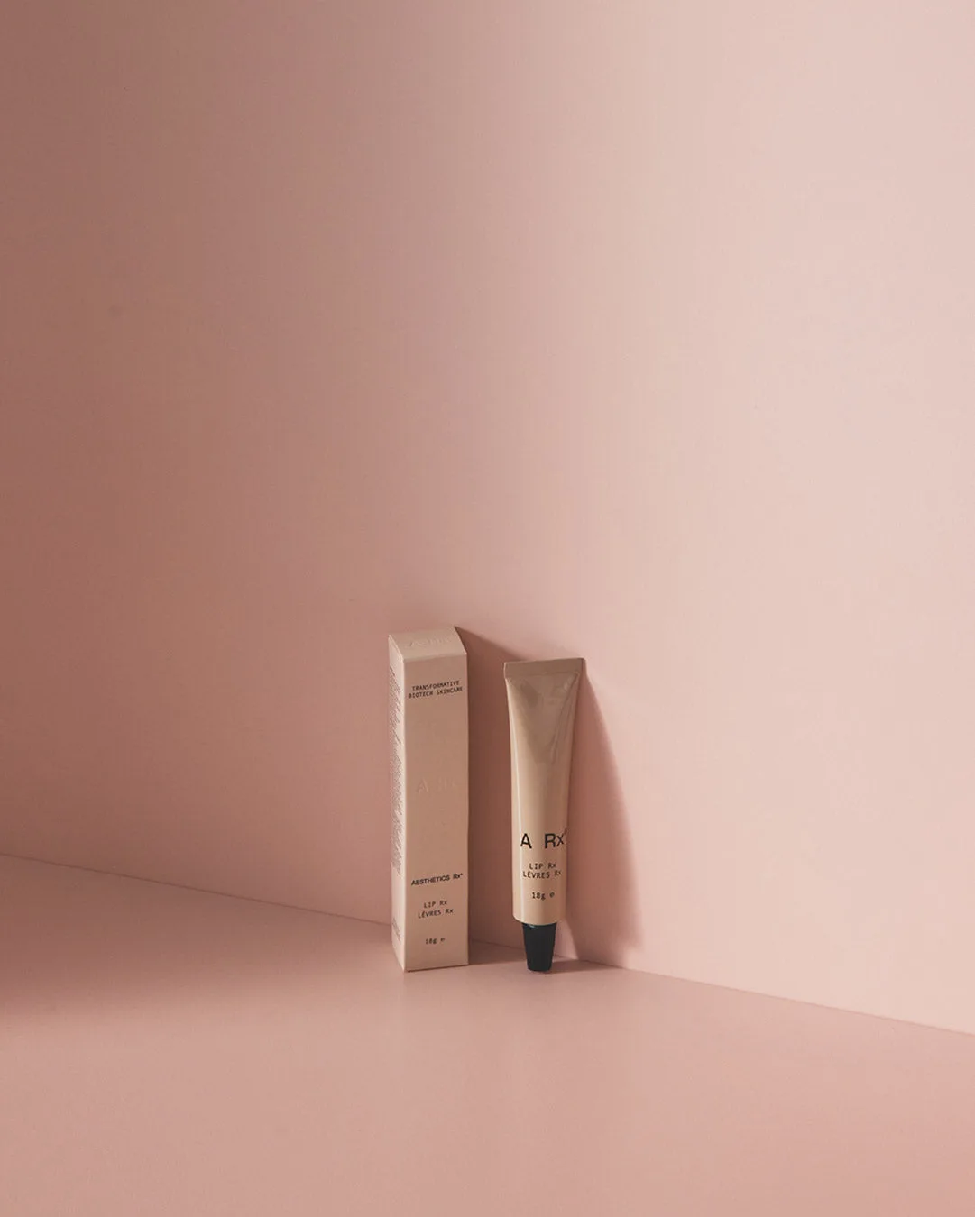 Lip Rx: Anwendung bei trockenen, rissigen Lippen