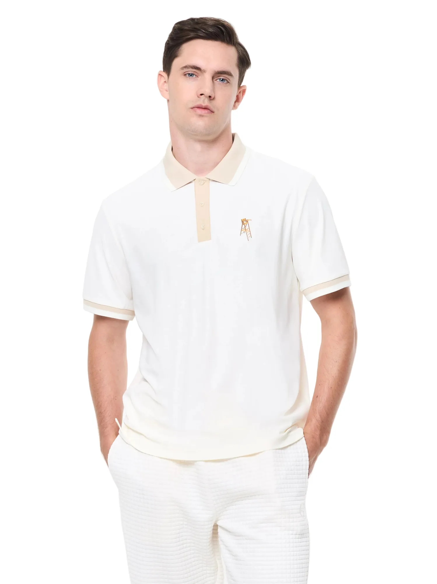 So stylen Sie das Arbitro Polo für einen Smart-Casual-Look