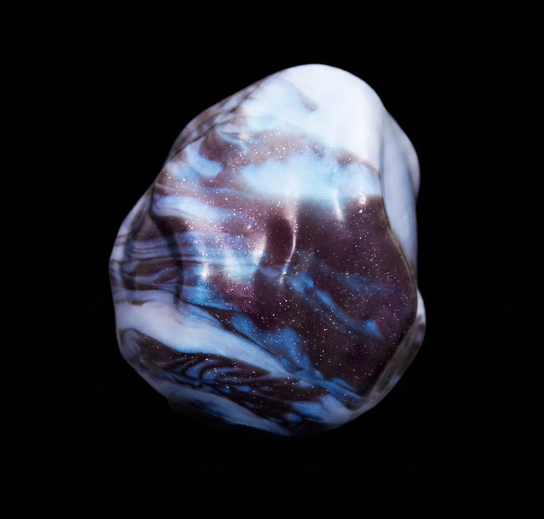 مقارنة بين مجموعة Kegel Egg Clutch والبيضة الكبيرة: أي مجموعة سيليكون تناسب تدريبك؟