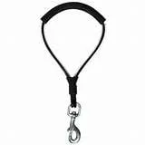 How to Use a Grooming Noose Safely on Your Table