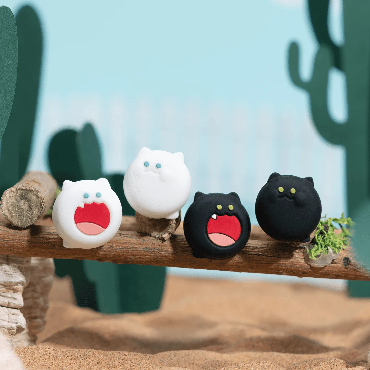 GeekShare BoBo Cat vs Cream Strawberry OLED Case