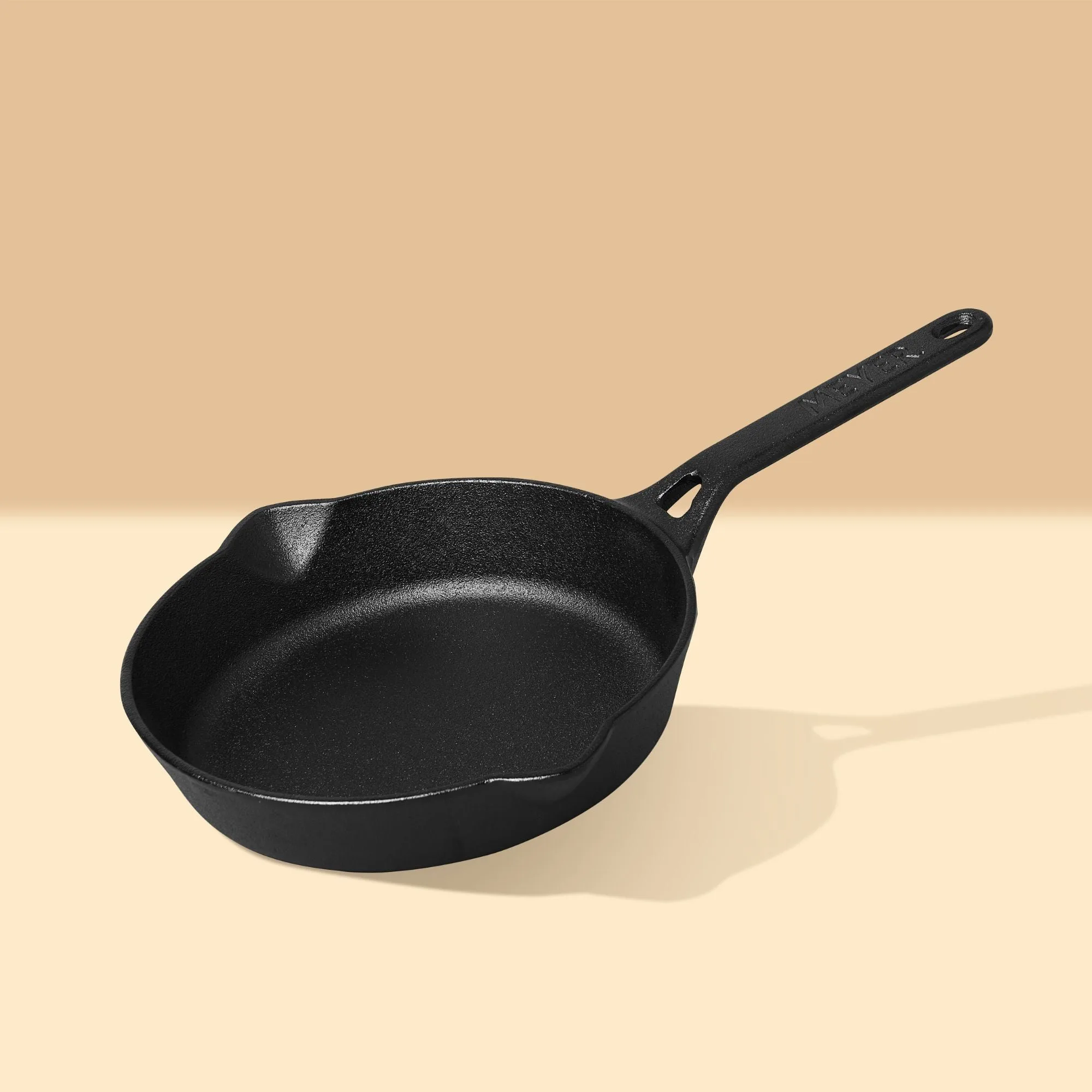 Meyer Cast Iron Skillet vs Frypan: Which One for Your Kitchen?