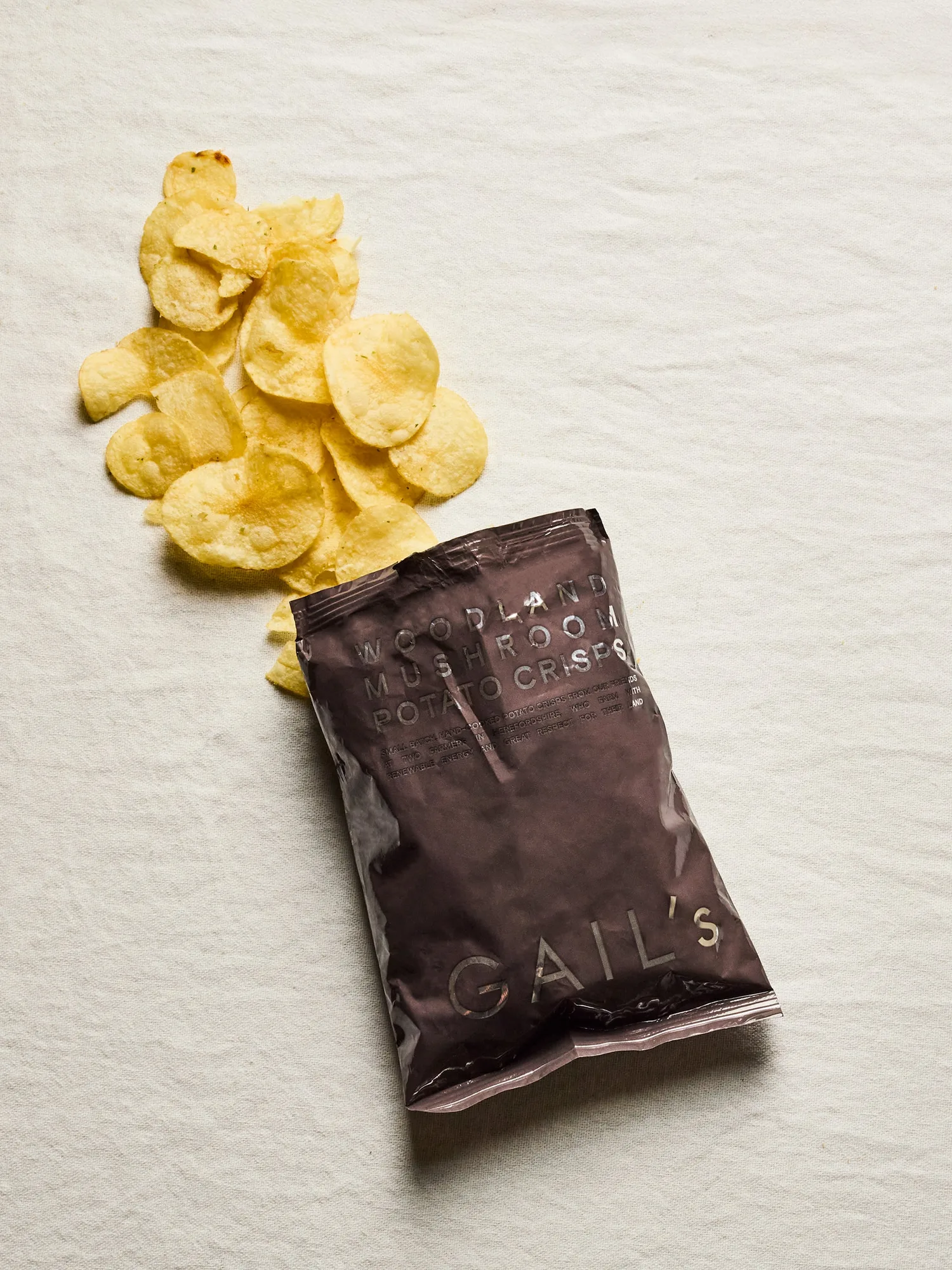 Two Farmers Wild Mushroom & Garlic Crisps 40g