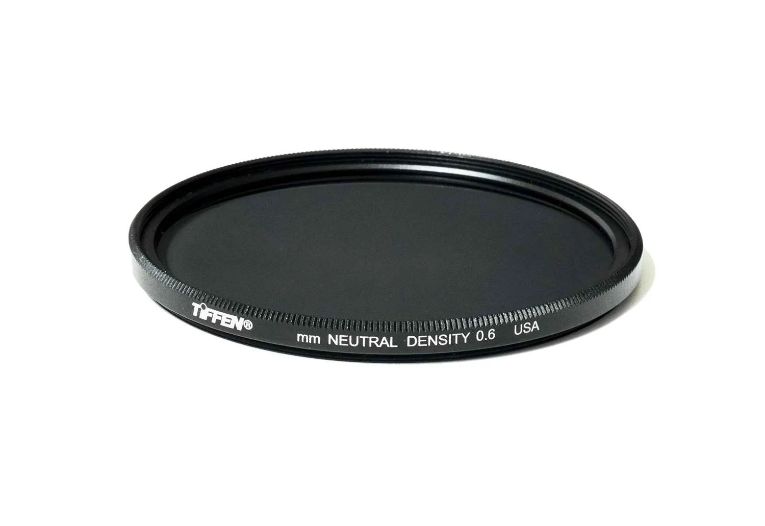 مرشح Tiffen 55mm ND 0.6 مقابل المتدرج 0.6: أيهما تشتري؟ (دليل 2026) - مدونة Ritz Camera