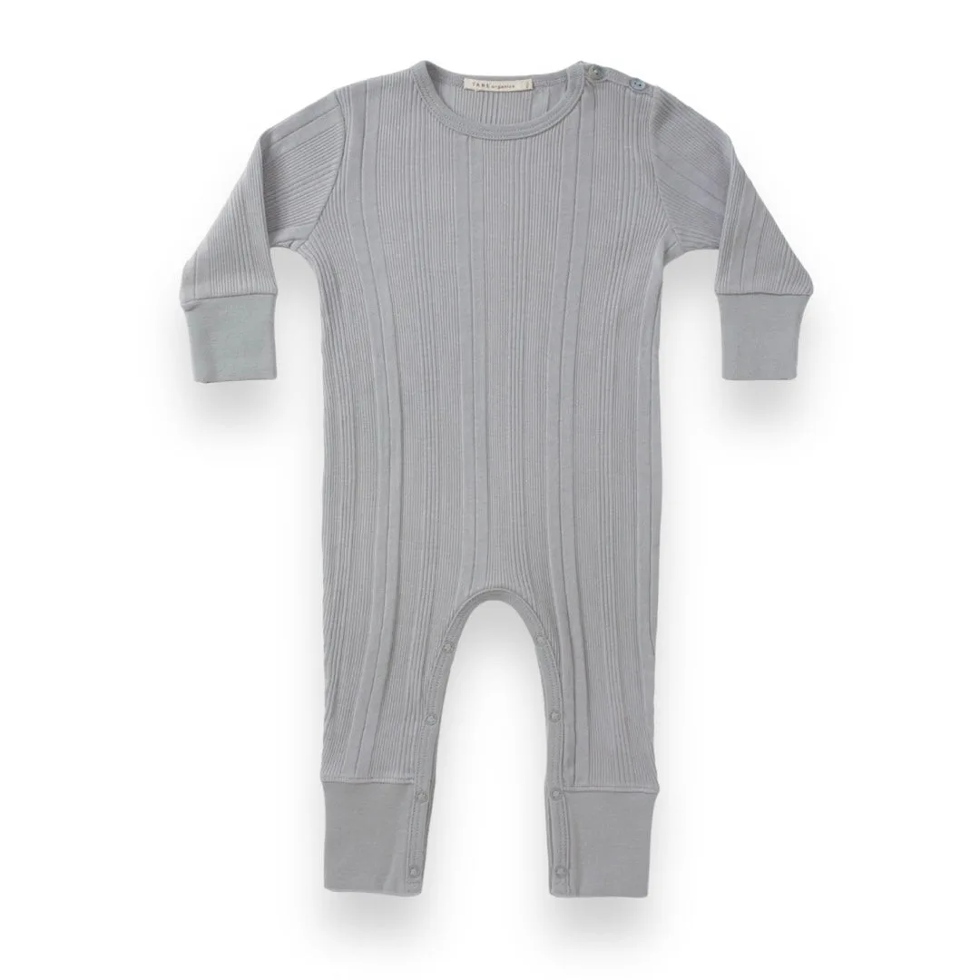 Maglia waffle vs costina: quale tutina scegliere?