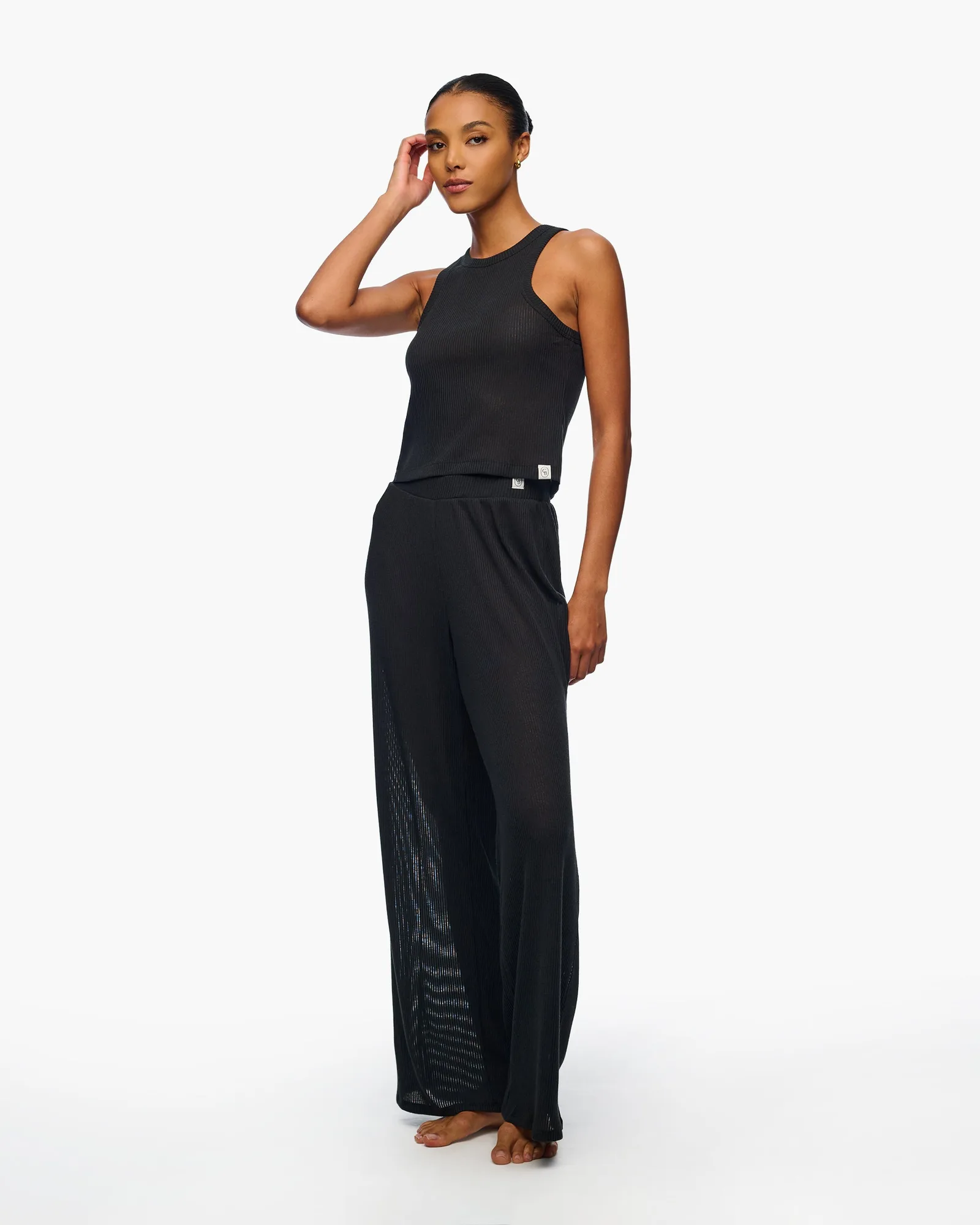 Débardeur en coton vs pantalon de pyjama : créez votre combo nuit idéal
