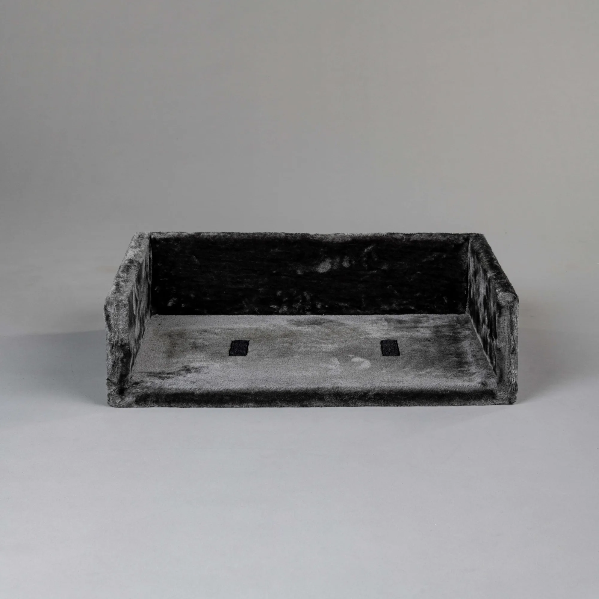 Rectangular top bed dark grey (24x17x6inch) without cushion