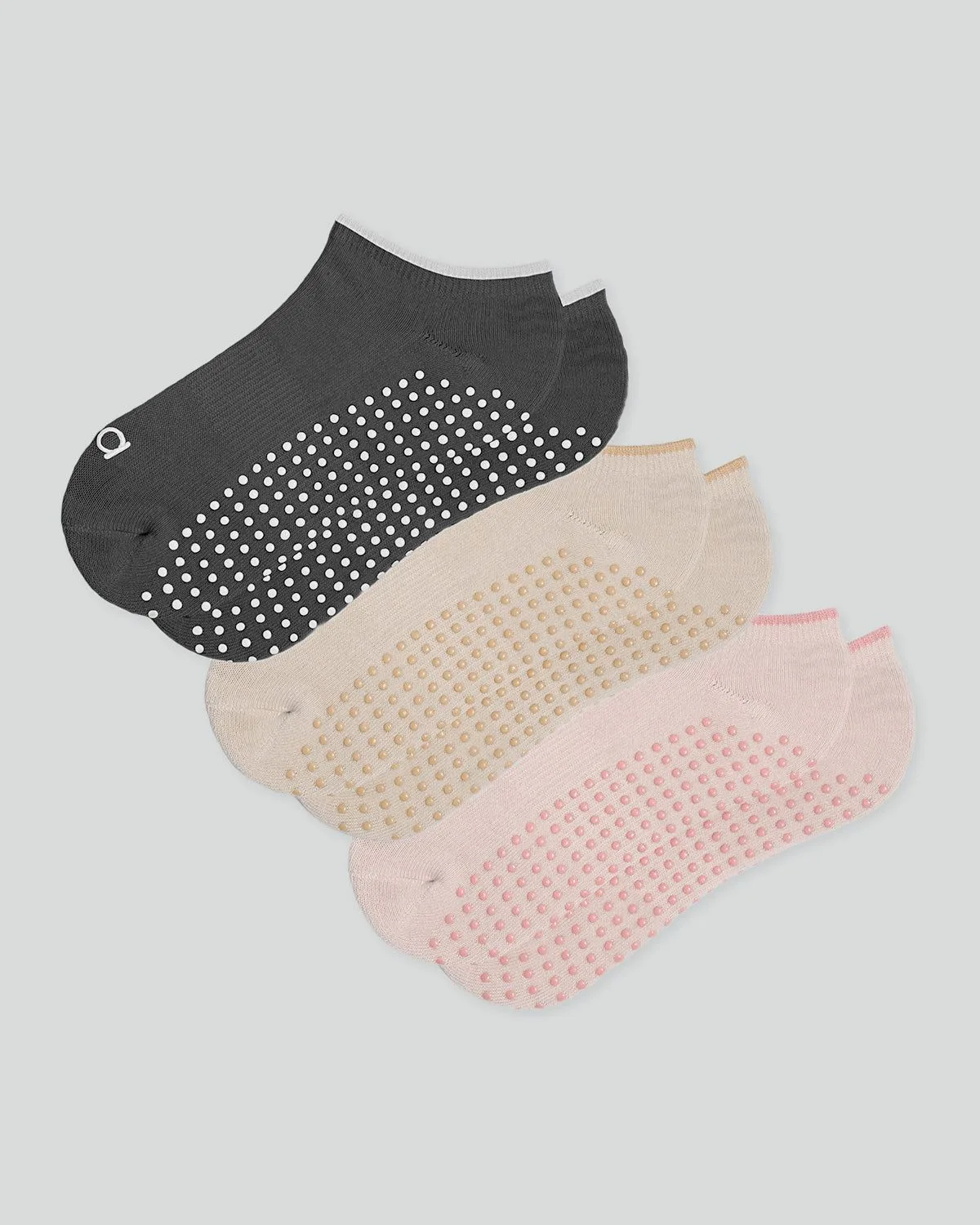 What's Inside The Low Sock 3-Pack and How to Style It