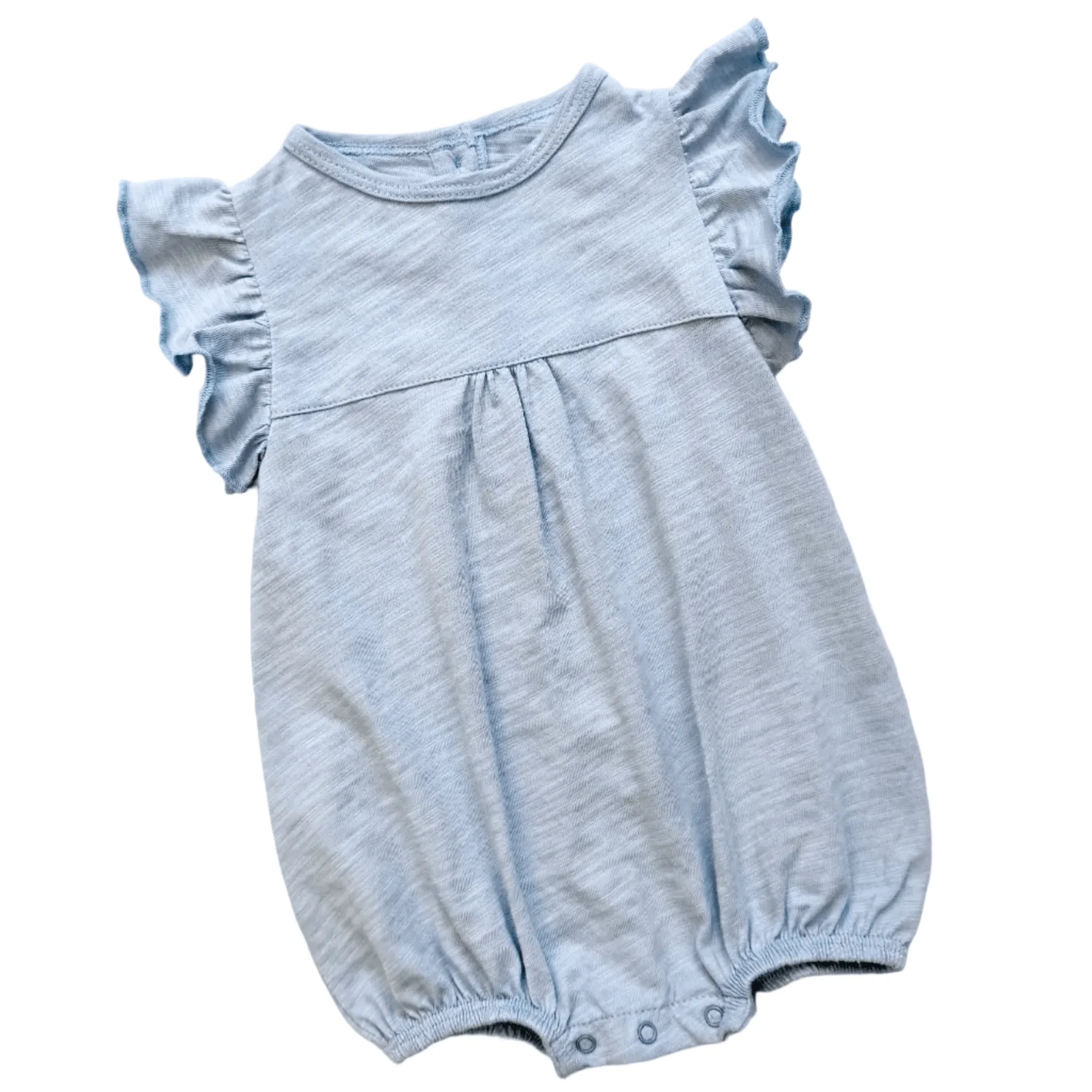 Comparação de bebé: Macacão Flamé com folhos vs. Kimono Playsuit