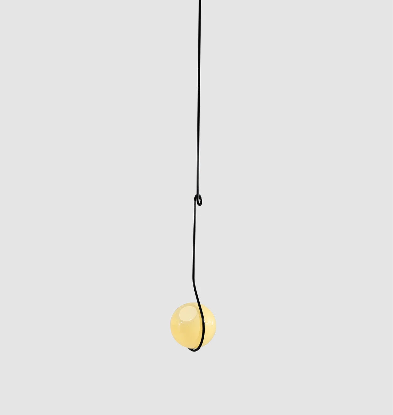 Pillow Pendant Review: Soft Shapes for Modern Interiors