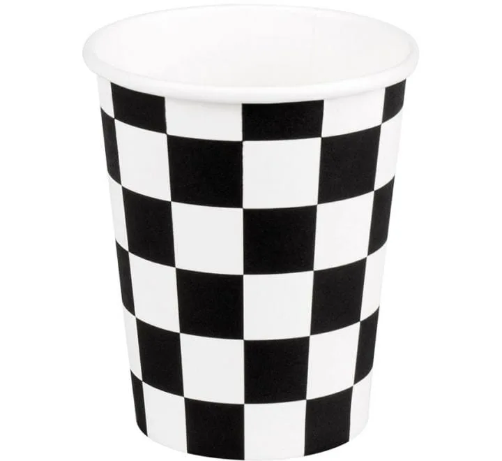 ¿Vaso de papel o plato de papel para una fiesta de carreras?